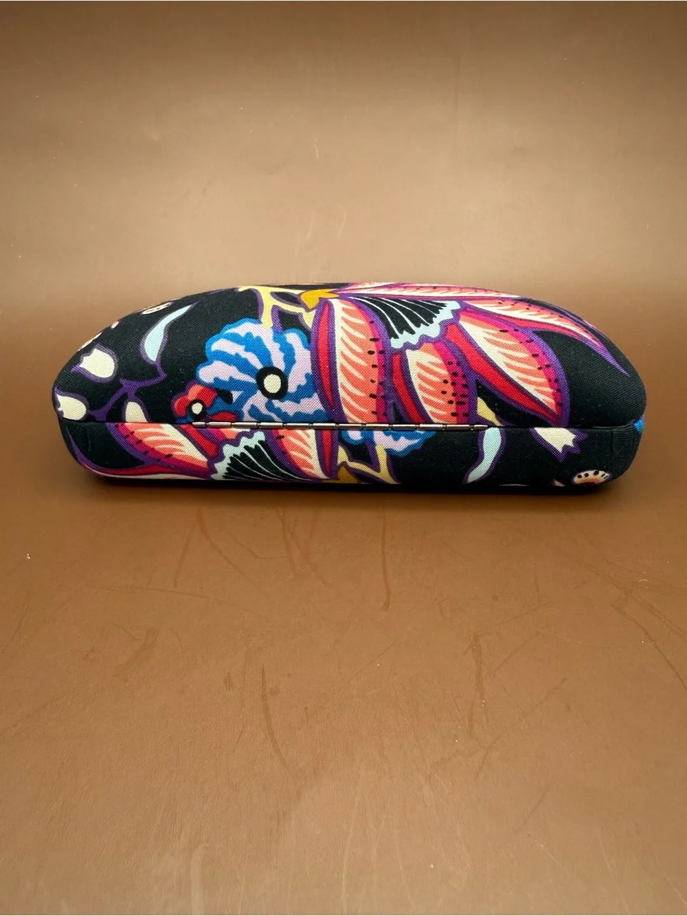 Vera Bradley Black Floral Hard Shell Clam Eyeglass Case Foxwood Pattern Retired